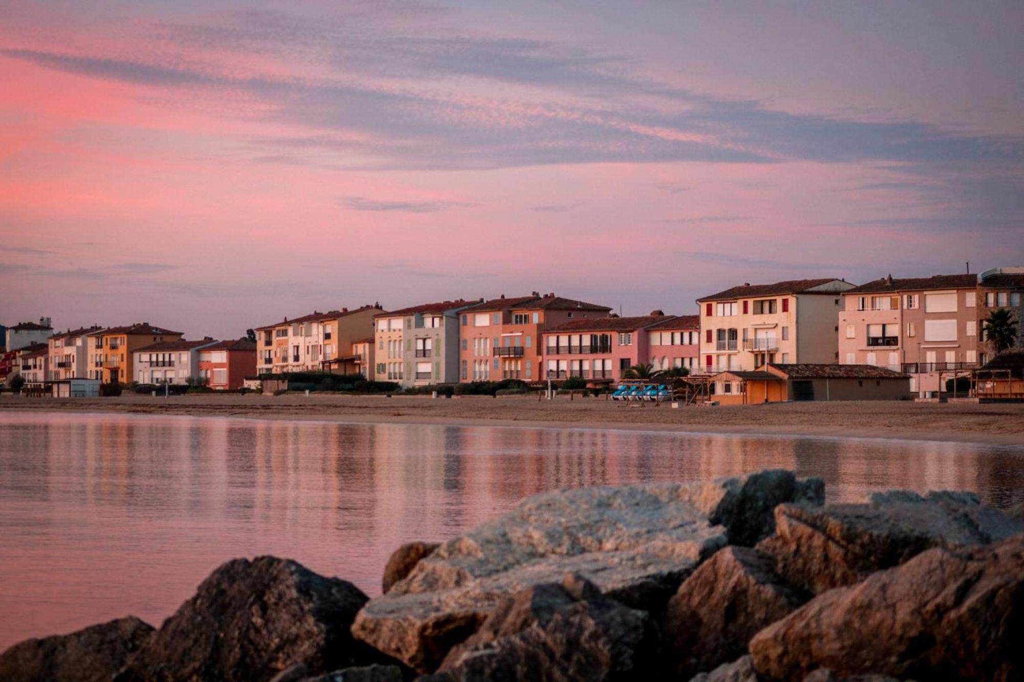 Appartement Amour Terrasse Sur L'Eau Grimaud Exteriér fotografie
